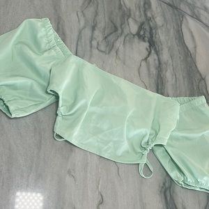 Mint crop top, puffy sleeves